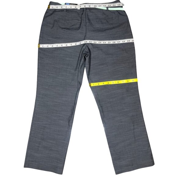 Size 8 Apt. 9 Gray Womens Modern Fit Straight Leg Capri Chopped‎ Pants Casual - Picture 3 of 8